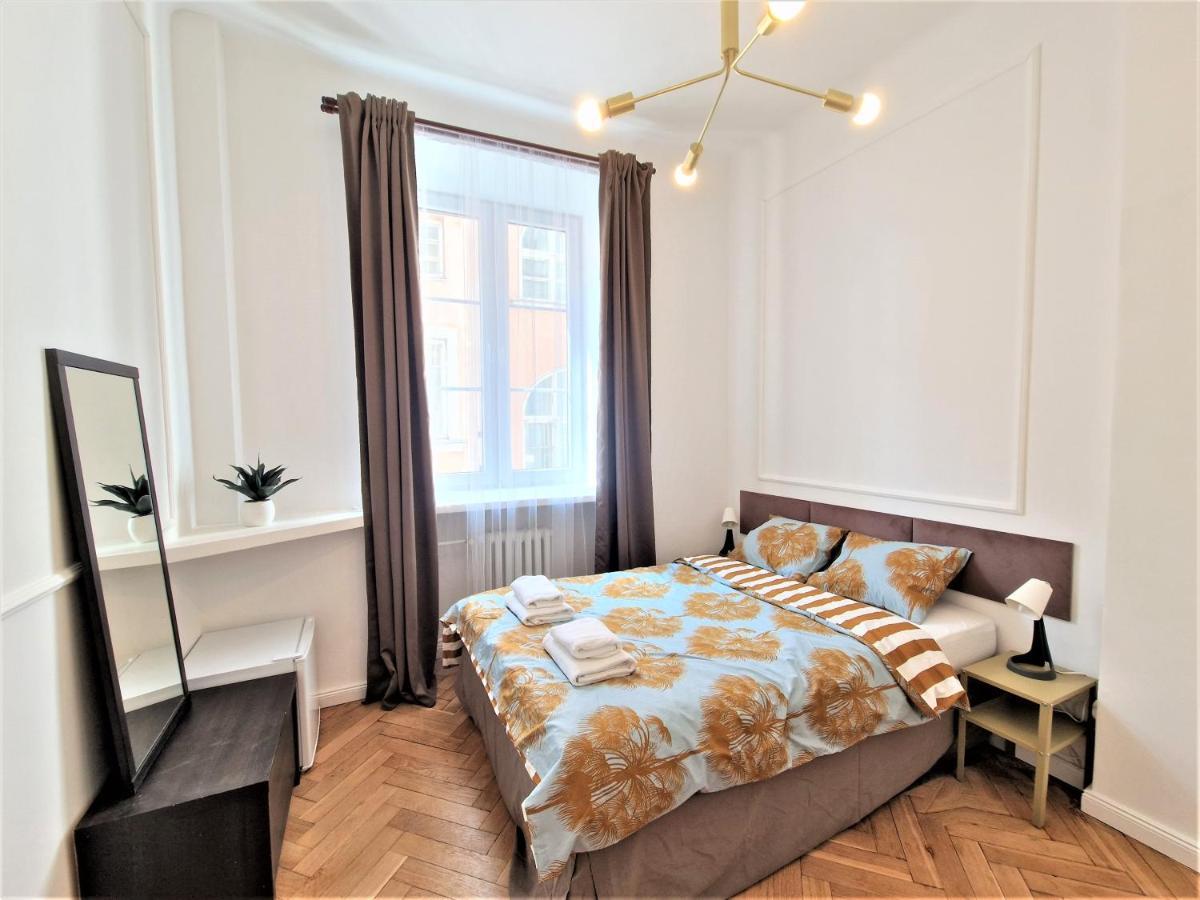 J&W Apartments Swietojanska Rooms Varsovia Exterior foto